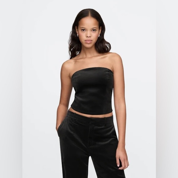 Gap Size L Black Velvet Crop Tube Top - Picture 2 of 12
